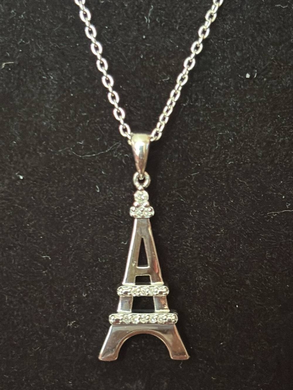 Sterling Silver Eiffel Tower Pendant Necklace - Natural diamond